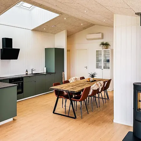 Lovely In With Sauna